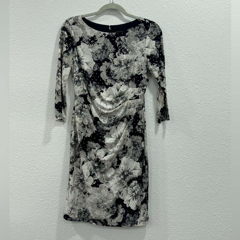 NWOT Jessica Howard Floral Long Sleeve Dress
